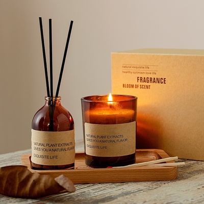 Palete de madeira de marca própria combina cera de soja velas perfumadas reed difusor conjunto de presente