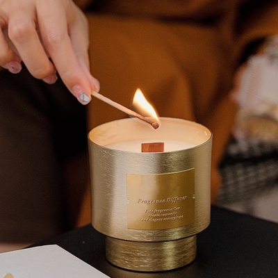 Aromaterapia cerâmica da luz da região selvagem do copo de Tin Can Candle Black Frosted da cera da soja