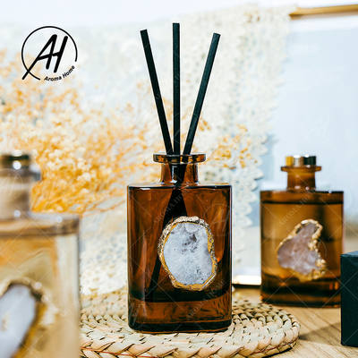 Aroma dourado Reed Diffuser 180ML do óleo essencial de garrafa de vidro da tampa do quadrado do Rattan da fibra