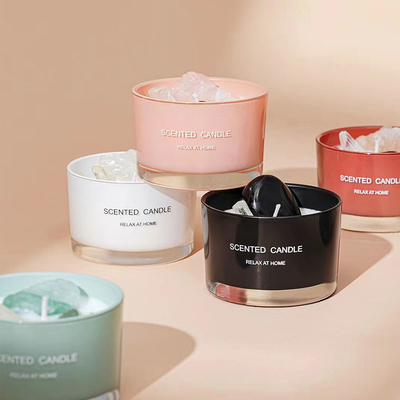 O frasco de vidro da cera diferente da soja dos perfumes 65g Scented a vela com pedra