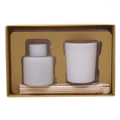 50ml Matte White Bottle Reed Diffuser ajustou-se com tampão de madeira Scented velas
