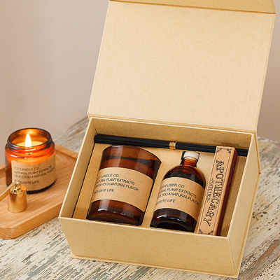 A cera feita sob encomenda luxuosa da soja da aromaterapia da marca própria da CASA do AROMA Scented a pálete de madeira M de Reed Diffusers Gift Set With das velas