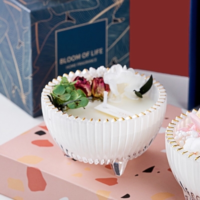 A marca própria Scented romântica das velas da soja do dia de Valentim personalizou