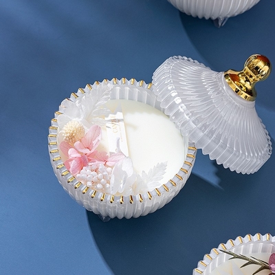 A marca própria Scented romântica das velas da soja do dia de Valentim personalizou