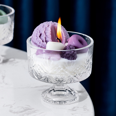 A vela da cera da soja Scented o gelado pequeno da marca própria 140g Scented velas na caixa
