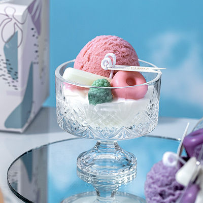 A vela da cera da soja Scented o gelado pequeno da marca própria 140g Scented velas na caixa
