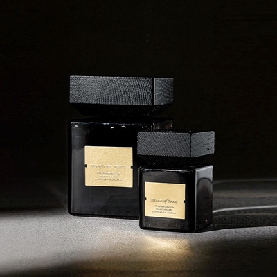 Óleo essencial da aromaterapia livre ocidental do fogo da garrafa do quadrado de Moss Air Fragrance Wood Cover