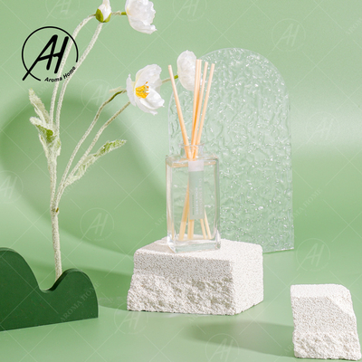 Varas Reed Diffuser 100ML do refrogerador de ar do óleo da garrafa de vidro do hotel com caixa de empacotamento