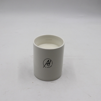 A sensação do aroma Scented a vela cerâmica branca com feltro de lubrificação de madeira
