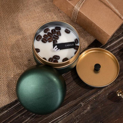 A cera da soja do OEM geou os feijões de café Tin Can Candle 10cl para o Natal