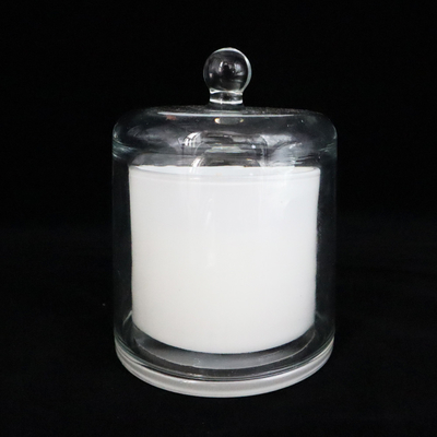A vela de Rose Vanilla White Associates Aromatherapy ajustada para o banho e as carroçarias relaxam