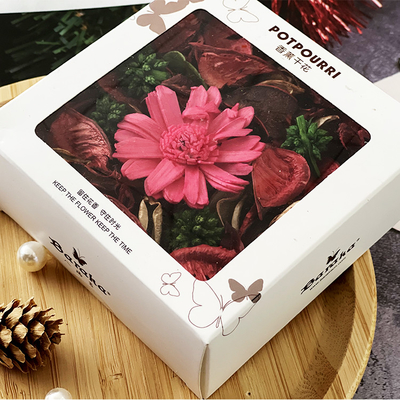O OEM Scented Rose Petal Potpourri Dry Flower 110g para a mola