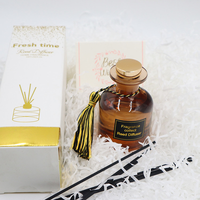 Grupo luxuoso do presente de Reed Diffuser 126ml do aroma na garrafa de Brown para a fragrância da casa