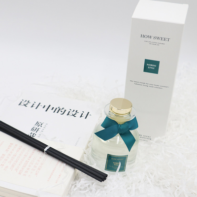 Presente luxuoso de Reed Diffuser 126ml do aroma ajustado com fita verde e etiqueta feita sob encomenda