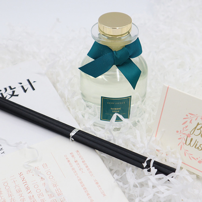 Presente luxuoso de Reed Diffuser 126ml do aroma ajustado com fita verde e etiqueta feita sob encomenda