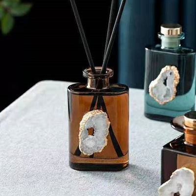 O presente luxuoso de Reed Diffuser 180ml Brown do aroma ajustou-se com Shell Decoration branca