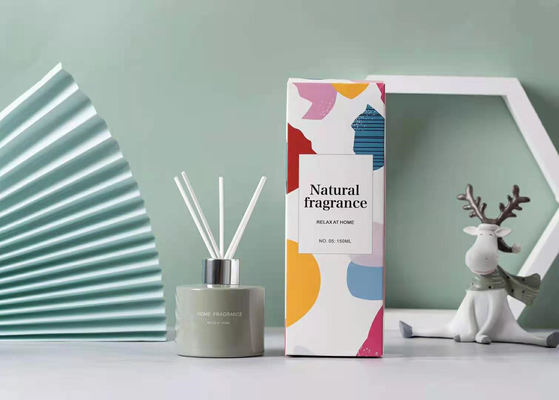 Perfume luxuoso de Reed Diffuser Colorful Gift Set 120ml do aroma com caixa de CMYK