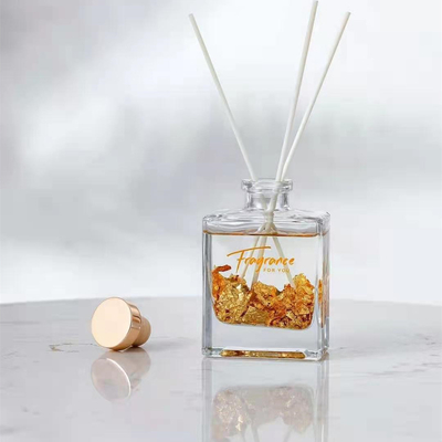 Canela Reed Diffuser Perfume 120ml do Natal com folha de prata do ouro