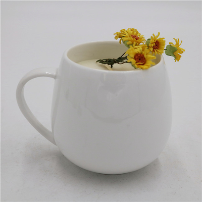 A vela cerâmica do copo de chá da cera da soja Scented Matte White Round 6oz
